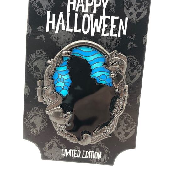 Disney Happy Halloween Pin The Little Mermaid Ursula & Eels Portrait LE 5500 - Picture 4 of 6